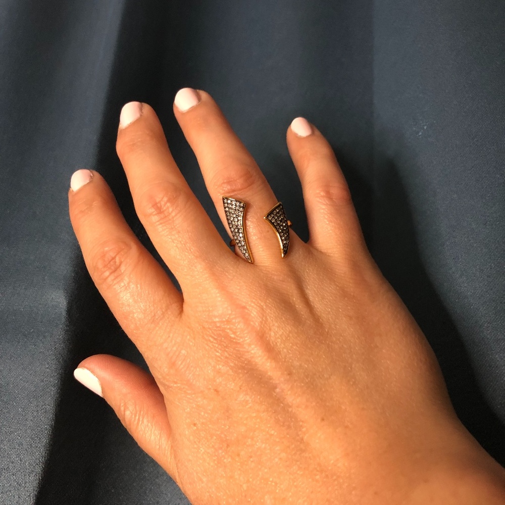 Stella & Dot Pavé Horn Ring